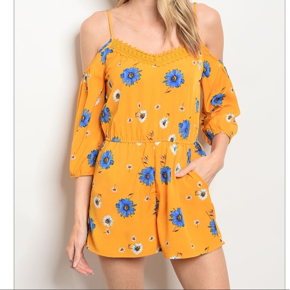 TIMING YELLOW WITH BLUE FLORAL ROMPER. - Picture 2 of 3